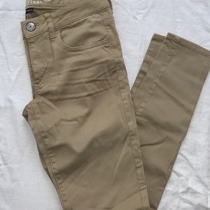 American Eagle Tan Jeggings